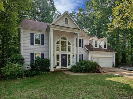5704 Stream Ridge Drive