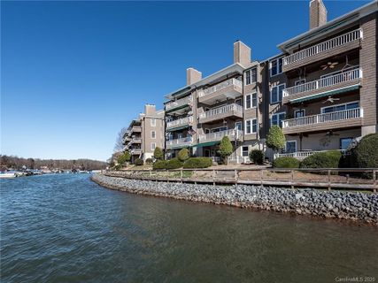 Previously sold for $343,000