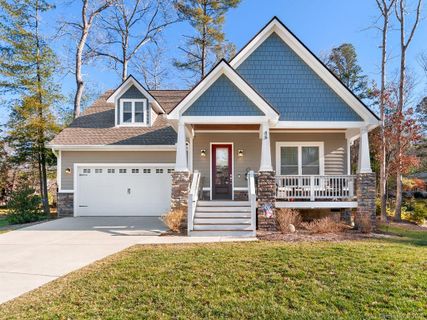 15 Quail Hollow Drive sold home in Quail Hollow, Arden, NC