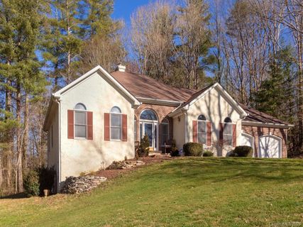 15 N Classic Court