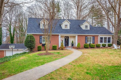 514 Riverside Drive