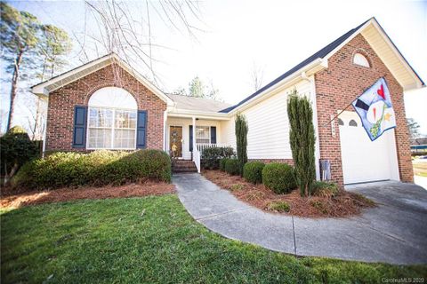 1104 White Water Circle