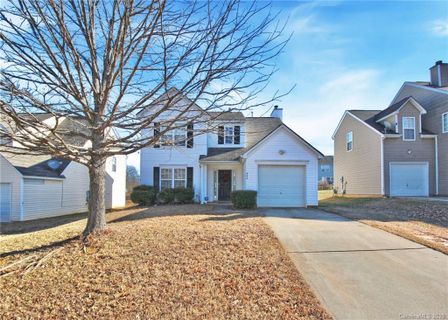 944 Grass Hollow Court sold home in Grass Meadows, Charlotte, NC