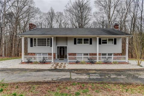 146 Kaywood Lane sold home in Bellwood, Statesville, NC
