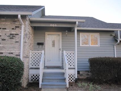 Previously sold for $115,600