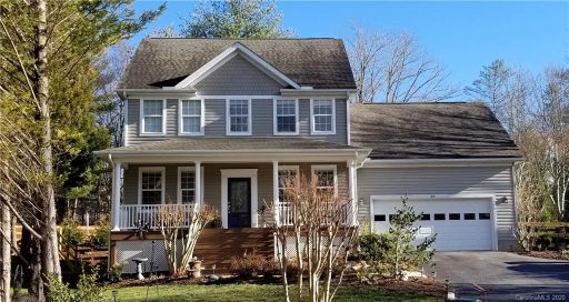 305 Woodview Court