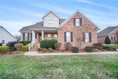 129 Fox Den Circle sold home in Fox Den Country Club, Statesville, NC