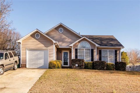 10827 Hunters Trace Court sold home in Hampton Glen, Charlotte, NC