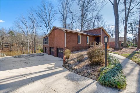 325 White Crane Road sold home in Crane Cove, Salisbury, NC