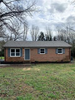125 Grover Moore Place