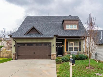 17 Partridge Berry Lane sold home in Reems Creek Cottages, Weaverville, NC