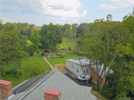 16 N Belgium Lane sold home in Green Path Commons, Asheville, NC