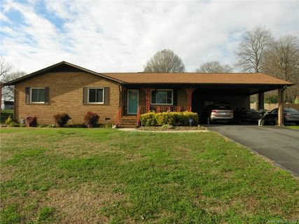 108 Springway Drive