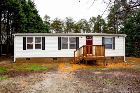 3496 Woodstream Drive sold home in Denver Farms, Maiden, NC
