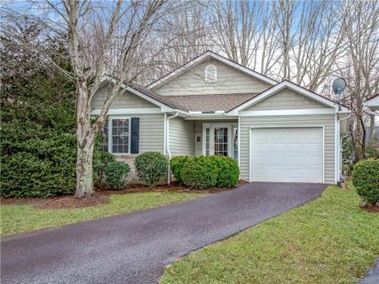 314 Creeks End Circle sold home in The Glens at Aberdeen, Mills River, NC