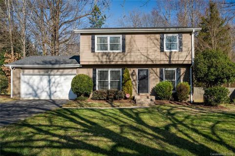 1218 Fox Run Drive