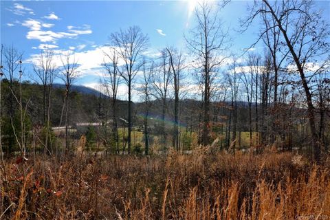 111 127 143 Buck Ridge Drive sold home in Deer Cove, Marion, NC