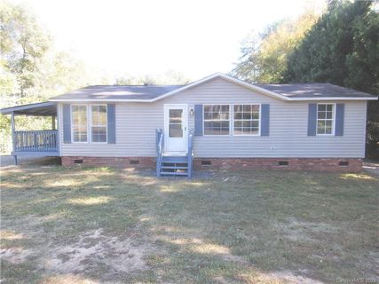 1122 Oakwood Drive 29-33 sold home in Springwood Terrace, Belmont, NC