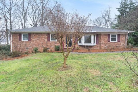 6044 King George Drive