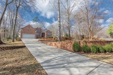 1606 Turtlewood Drive