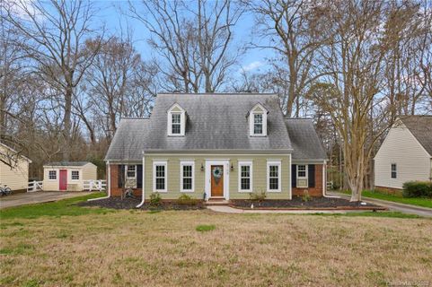 8708 Gruenewald Lane