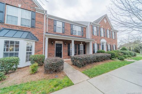 Previously sold for $280,000