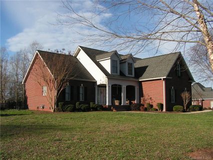 731 Cedar Hill Drive
