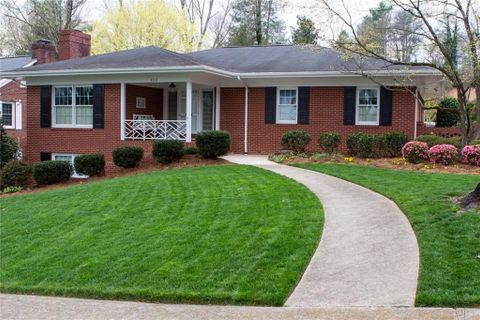412 Highland Avenue sold home in Maehill Park, Lenoir, NC