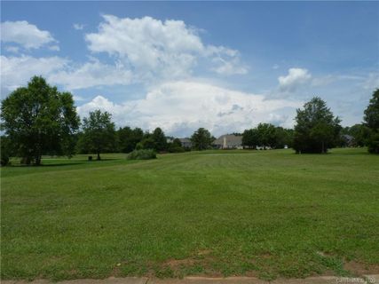610 Laurel Valley Way sold home in Crescent Golf and Country Club, Salisbury, NC