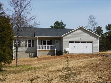 2768 Shillinglaw Road sold home in Carmel Woods, York, SC