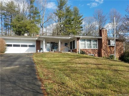 319 Whispering Hills Drive
