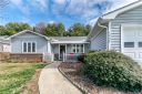 120 Derbyshire Drive sold home in Hendersonville, SC