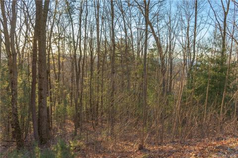 64 Giffords Lane 11