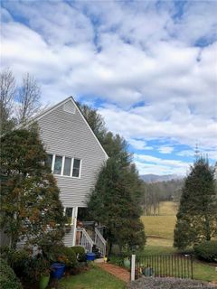 1 Lynx Drive A1 sold home in The Lynx Condominium, Black Mountain, NC