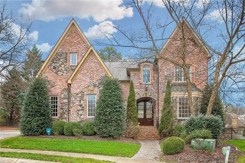3618 Hennessy Place sold home in Park Grove, Charlotte, NC