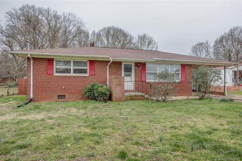 1202 Gidney Street sold home in Southern Heights, Shelby, NC