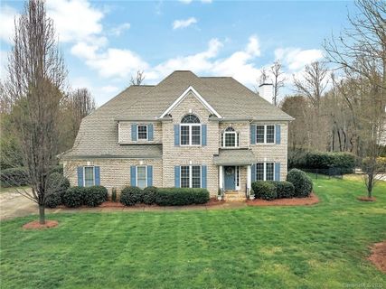 112 Huntfield Way