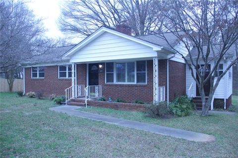 3017 Iredell Drive sold home in Milhaven Park, Charlotte, NC