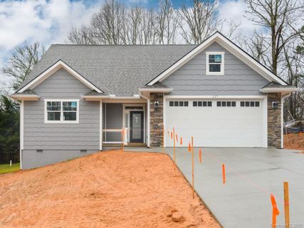 117 White Oak Road Extension sold home in Oak Leaf Forest, Arden, NC