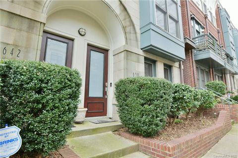 Previously sold for $422,000