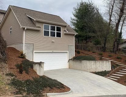 72 New Jersey Avenue sold home in Amboy Heights, Asheville, NC