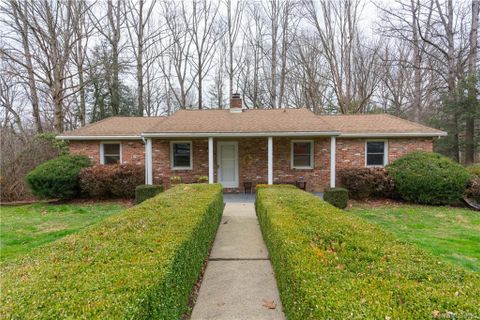 232 Dundeve Circle
