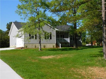 2730 Shillinglaw Road sold home in Carmel Woods, York, SC