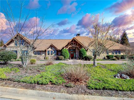19 Bradford Vista