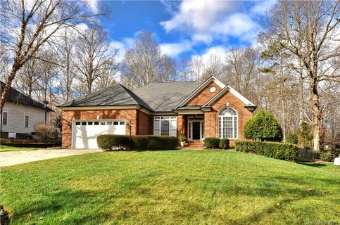 8567 Mallory Lane sold home in Clare Haven, Harrisburg, NC