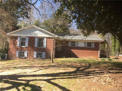 134 Spicewood Lane