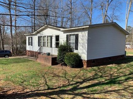 134 Knight N Gail Drive sold home in Ashley Woods, Mooresville, NC