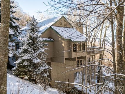 71 Ivy Ridge Road