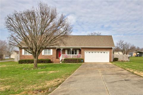 218 Doe Trail Lane