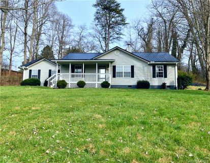 43 N Willow Brook Drive sold home in Willowbrook, Asheville, NC